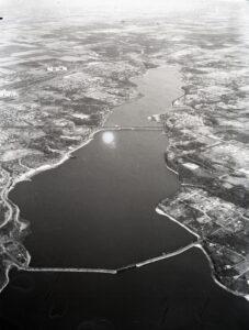 A 1953 aerial photo of Lake Decatur